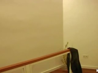 Колишній підліток тріщина в сідниці з a багато з жорсткий шлонг