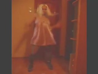 Elenhottie striptiz 1