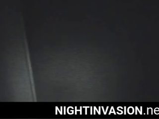 幻想 在 夜晚 而 她 是 睡眠
