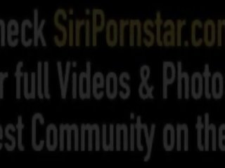 Seksikas paks succubus siri pornotäht & sarah vandella sööma cunt&excl;