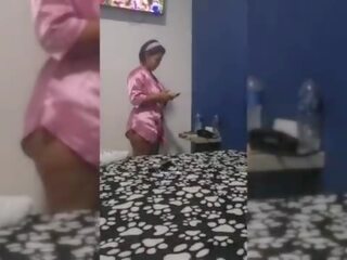 Todos necesitamos një esta mdtq &excl; &lpar;esto es lo que pasa cuando mua subestiman&rpar; mua termine cogiendo një tu m&ast;&ast;&ast;&ast; luego que todos se fueran durante la reunion del dia del p&ast;&ast;&ast;&ast;&excl; &period;