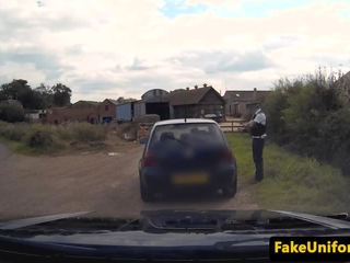 Britanke policaj pulls več blondinke strumpet da jebemti