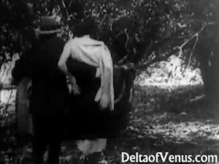 Senovinis x įvertinti video 1915 - a nemokamai važiuoti