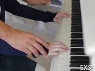 Вологий муфта марки squelching від vehement трахання