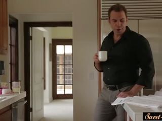 Shaft ngisep stepteen gags on huge jago