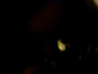 Молодий привабливий леді відстій великий чорна джонсон шоу