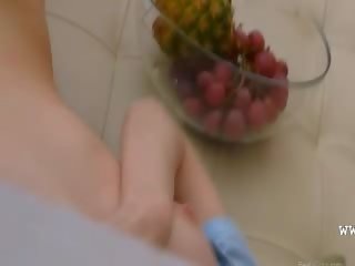Secret maninilip masturbates ng ko dalaga