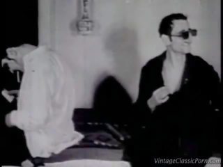 어두운 과 화이트 파티