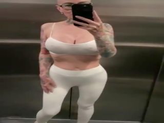 Bald harlot squirting orgasm in public elevator