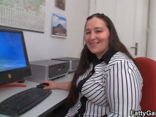 Grassoccio e cliente avere fabbricazione amore in ufficio