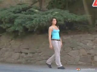 她的 秘密 spot