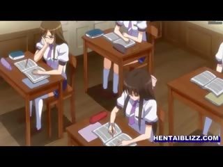 Lidhur me zinxhir hentai me muzzle merr vid ajo ndërsa wetpussy