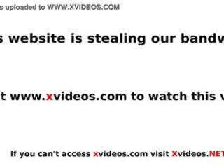 Alina li wants that nut