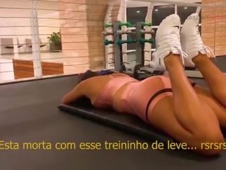 Chamamos um 个人 novinho 第 umas aulas 呐 academia e curtimos muito com ele depois 办 treino â 传情 menage 11