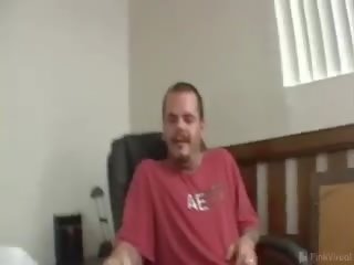 Kjo dështak bashkëshort ishte në për ajo