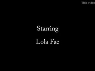 Unë shih ju si këmbë starring lola fae