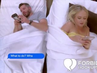 Inviting білявка трахає її sexually aroused step-brother
