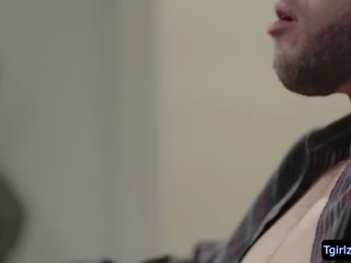 Ts stunner 나탈리 mars 소요 wolfs bigcock 용 에이 단단한 항문의 타기