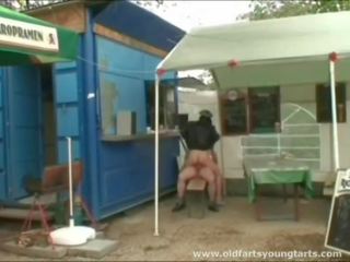 A künti customer