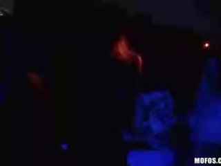Два підлітковий вік поклоніння один член