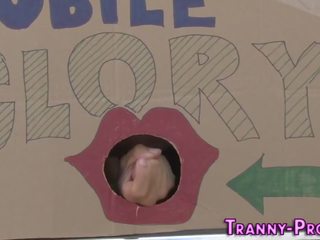 Transgender 라티 호위 에 스타킹