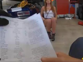 Roadside - Teen Fucks The Mechanic For Discount