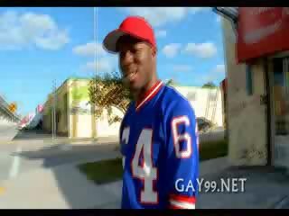 Melnas un baltie gejs xxx video