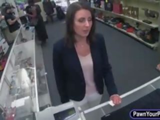 Customers žena je convinced da zajebal v na soba zadaj
