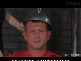 Две смърт ред inmates получавам един последно тройка с криси лин